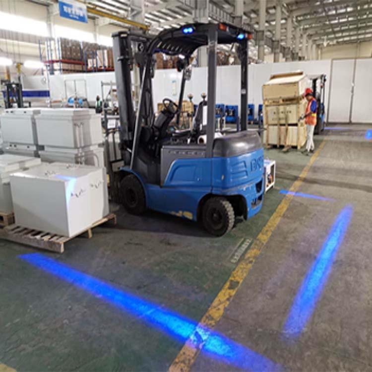 BLUE ZONE LIGHT